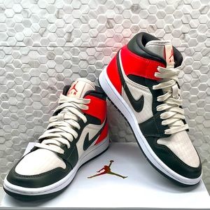 🔴SALE🔴 Jordan 1 Mid SE Sneakers